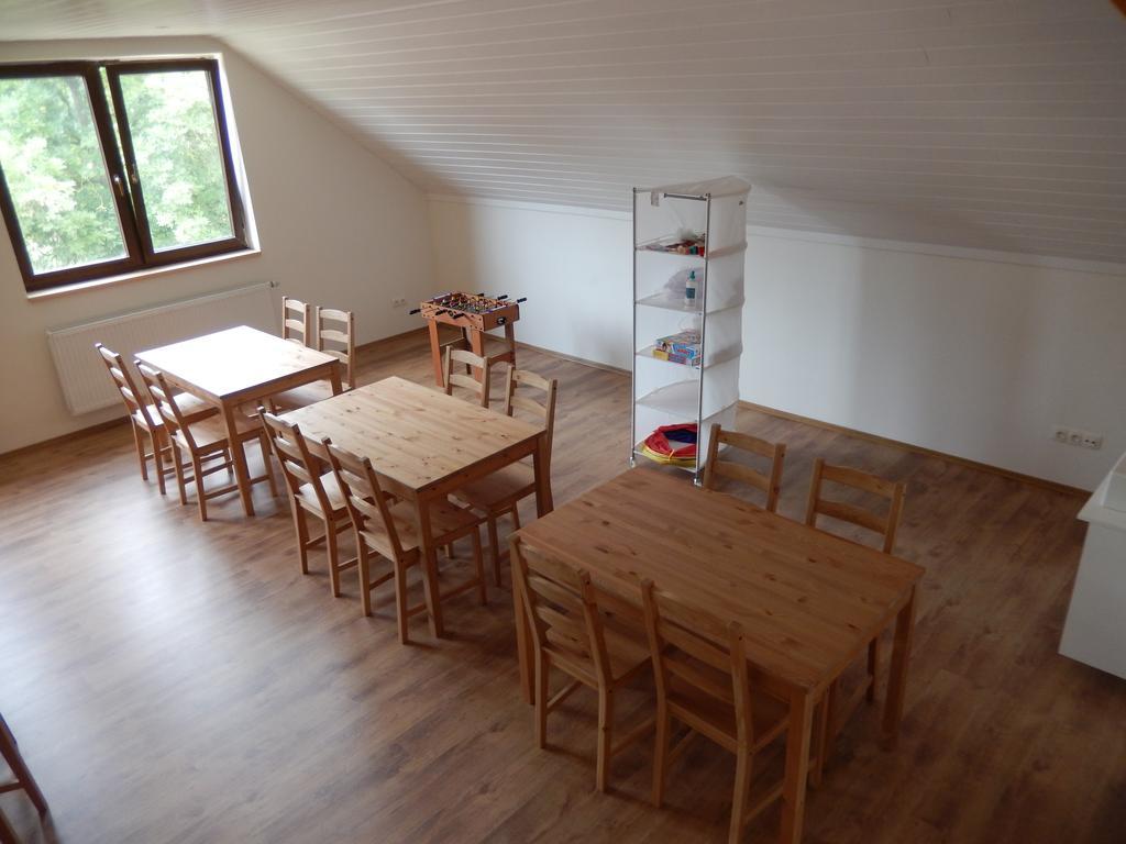 Apartment U Lochu Knovicky Экстерьер фото