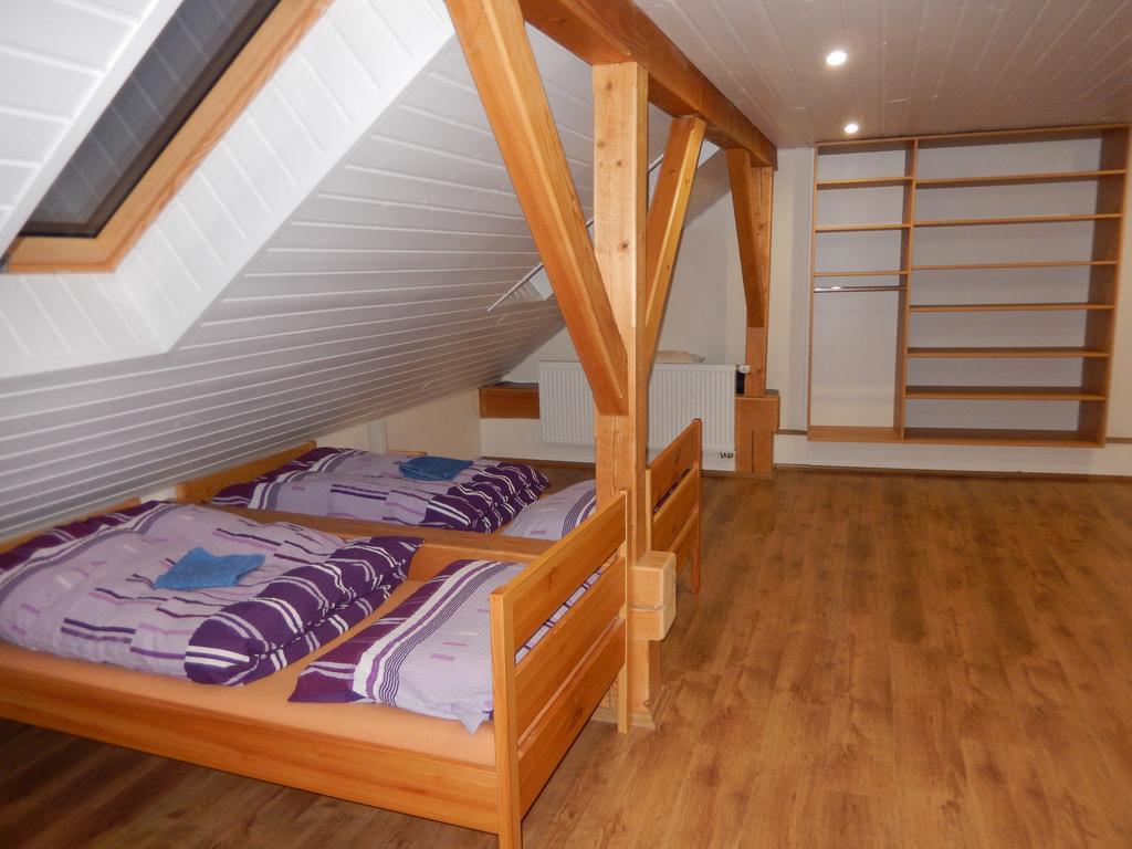 Apartment U Lochu Knovicky Экстерьер фото